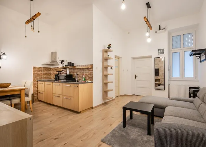 Peachy Homes * Budapest